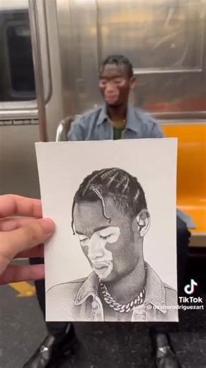 Drawing reactions compilation by Devon Rodriguez (Part 26) 🔥👨🏽‍🎨 ➡️If you want to support Devon, checkout his limited edition watercolor prints that he sells for $199 USD, drawing, and painting course (link in bio)⬅️ Don't forget to follow Official Accounts of Devon Rodriguez: 💠 @devonrodriguezart & @devonrodriguez_espanol 💠 Twitter: @subwaydrawings #devonrodriguezart #NYCSubwayArtist #NYCArtist #artist #portraitdrawing #pencildrawing #drawingface #drawingrealism #drawing #DevonRodriguez #