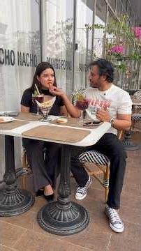 Charrr lo matlab #rjashishsharma #date #youtubeshorts #couplecomedy #love #funnyshorts #foodie