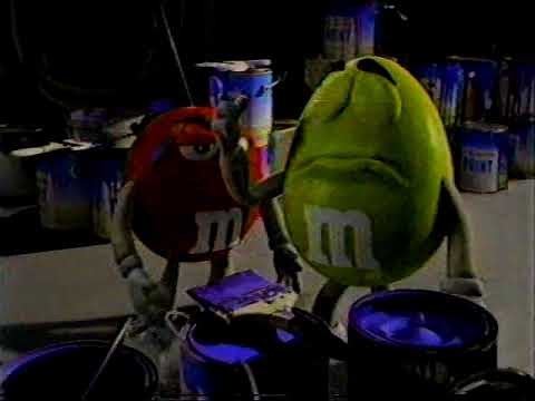 BB King TV ad for blue M&Ms candy 1995