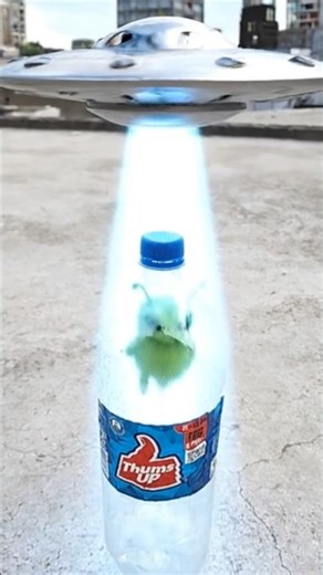 Botal Se Nikla Alien 😱 | Chhoti Si Bottle Mein Bada Raaz! 👽🔥Ai-Projecter #minicrate #minis