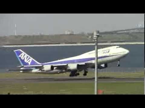 ANA　ボーイング747　ジャンボジェット　離陸