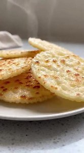 Two-Ingredient Rice Cake Snacks Two-Ingredient Rice Cake Snacks are quick, light, and versatile treats made with crunchy rice cakes and a simple topping. They’re perfect as a healthy snack, breakfast bite, or sweet treat, and can be customized easily while staying simple. Ingredients Plain rice cakes (round or square) Peanut butter (or almond butter, sunflower seed butter) Steps 1. Spread Lay the rice cakes on a plate Spread a generous layer of peanut butter on each rice cake 2. Serve Enjoy imme