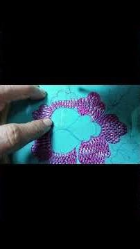 New Stem Stitch 🍃🪡 #embroidery #embroiderylovers #machineembroidery #art #stitches #designs #flowers