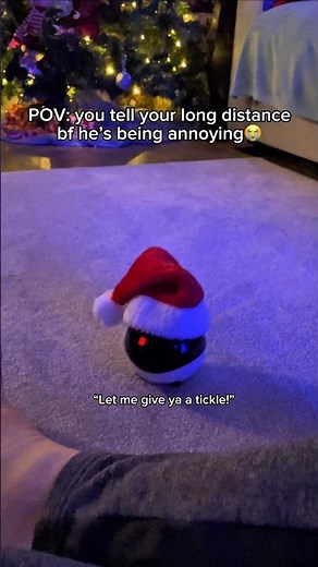 My tiny robot bf is so annoying 😭💕 #robot #longdistance #couple