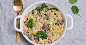 15 perces gombás tészta: Filléres, gyors és csak 5 hozzávalóra lesz szükséged!