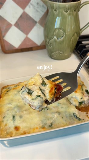 Easy Chicken Alfredo Biscuit Bake Recipe