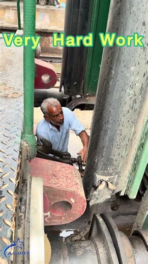 dangerous work for Cupling & UN coupling #train #railtrack #railway #pakistanrailways