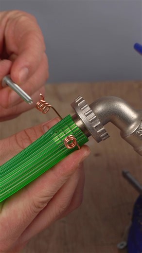 Method for Securing a Hose Pipe 🎬 This video was produced by Network Media and Aoos Media | Cozy Hacks & Snacks