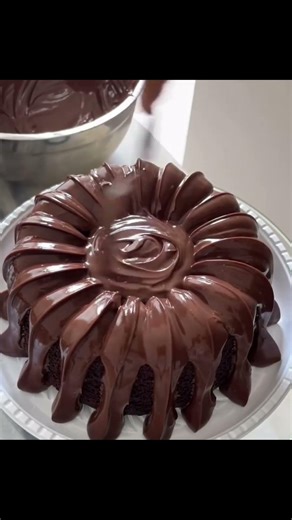 Chocolate #🍫 Bond #cake#youtubeshorts #🍫🍫💕 ￼