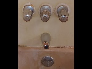 How To Replace A Bathtub Faucet Spout