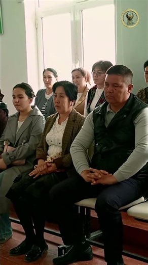 Xalıq sazlar bólimi pitkeriwshi oqıwshılardıń ata-anaları menen ushırasıw bolıp ótti.