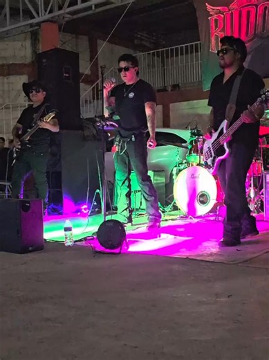 Los Rudos - La Conocí en Estado de Ebriedad | Rock Urbano Mexicano