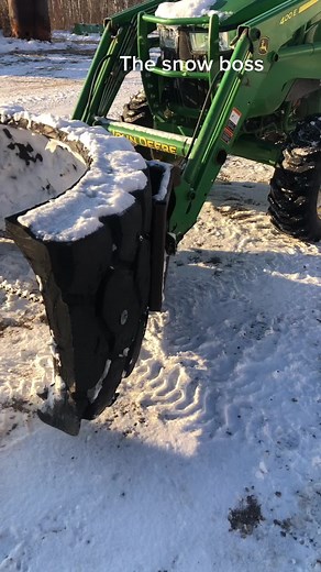 #killingitonthetok #snow#pushing snow#winter#johndeere
