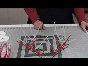 How to Make a Valentine's Day Love Heart Wreath Tutorial Part 1