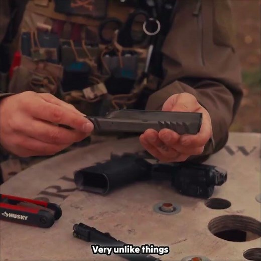 Unlock the Secrets of the Laugo Arms Alien: A Close-Up Look!