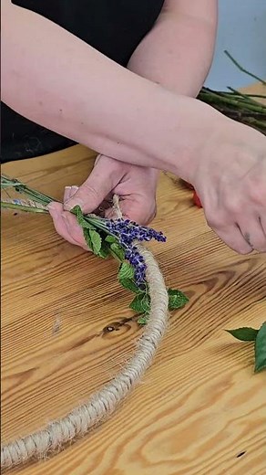 Blumenkranz mit Sommerblumen 🌸🌼🌹