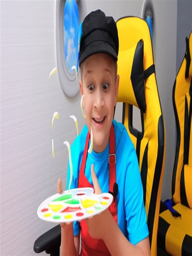 58K views · 796 reactions | Roma and Friends - 5 Ways to Sneak Food into the Plane$57347 | Diana love Roma TV | Facebook