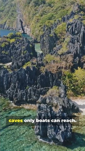 🌍 This Island Was Named One of the World’s Best Beaches 😱 | El Nido Palawan 🇵🇭 #travelshorts