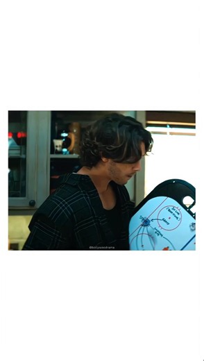 I'm obsessed, and I'm not complaining 🫠❤️‍🔥 #johnlogan #offcampus #shortsfeed #ytshorts