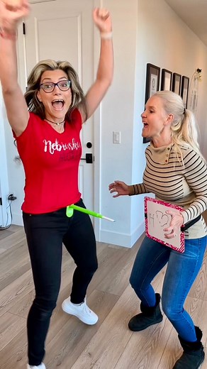 426K views · 3.5K reactions | Scribble Hips Challenge #funnyreels #valentinesday | Getti | Facebook