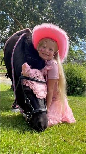 What’s your favorite color?🩷 #shortsvideo #pink #barbie