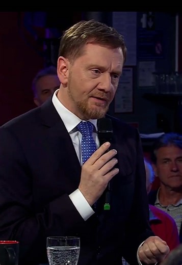 Arbeit, #Teilzeit, Wohlstand: Darüber müssen wir ehrlich reden! Bei „MDR Fakt ist!“ hat Michael Kretschmer die Debatte rund um die Teilzeit eingeordnet. Es gibt gute Gründe dafür: gesundheitliche Probleme, Kinderbetreuung oder Pflege von Angehörigen. Individuelle Lebensentwürfe sind legitim, aber gesellschaftlich hat eine immer geringere werdende Arbeitszeit Auswirkungen auf unseren gemeinsamen Wohlstand. 💬 „Mir müssen uns gemeinsam die Fragen stellen: Wie viel Arbeit wollen wir uns als Gesells