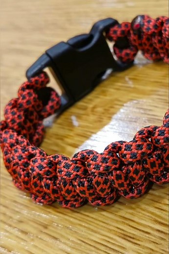 Paracord Bracelet with buckle 💥