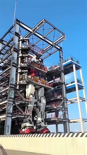 robot gundam kya di anime #technology_117 #faktaunik #robot | Scarlett Thomas | Facebook