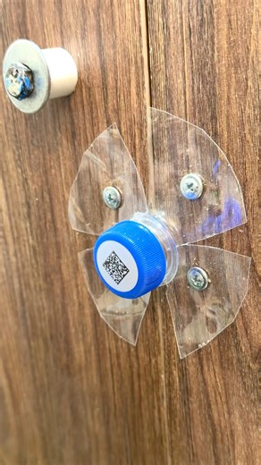 How to easily make a door latch yourself! #diy #shorts