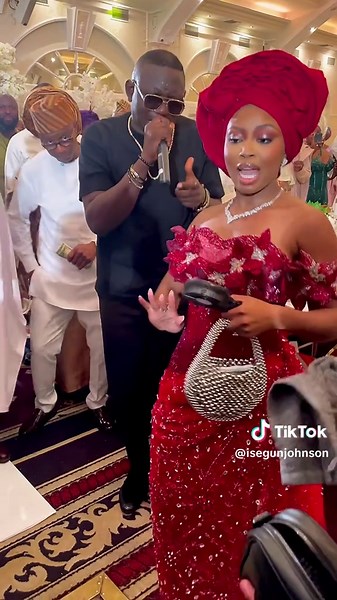 London Wedding Highlights: A Stunning Bride's Journey