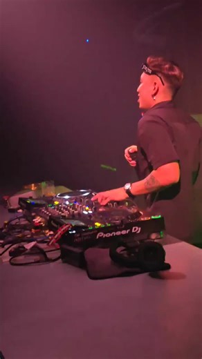 Experience the Best Dugem DJ Remixes at Phoenix Club