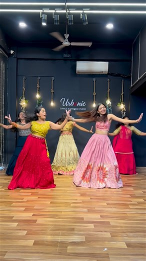 N_I_K_I_T_A 🤍 on Instagram: "Calling all groomsmaids! We made this super easy choreography just for you. Learn it, slay it, and tag us when you try it! 💃🔥✨ #weddingdance #dance #viral #reels #reelsinstagram #reelitfeelit #groommaids #groom #weddingchoreography #dancer #weddingdancevideos #girlgang #choreography"