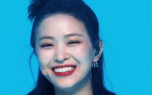 舞台回顾：ITZY《SURF》舞台！