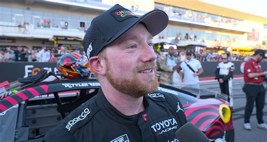Reddick's reaction: Three-peat 'means the world to me' - NASCAR EN ESPANOL