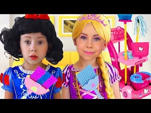 Princesses Pretend Play with Cleaning Toys Collection videos by kids smile tv