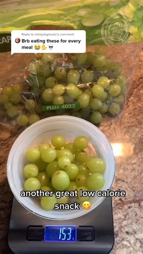 Exploring 100 Calories of Grapes | Fruits and Veggies Video