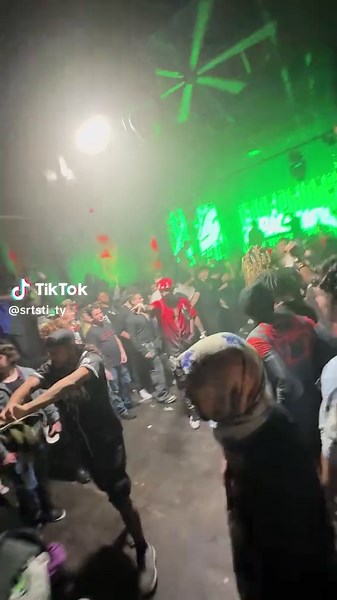 Wall of death Pt.1 @space_laces last night at the Ave Philly 😈😈😈 #Spacelaces #Dubstep #moshpits #theavephilly #ravelife