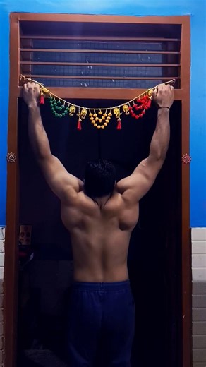 pull ups #shorts #shortvideo #shortsfeed #youtubeshorts #viral #trending #motivation #subscribe