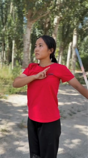 Real Kung Fu Training by Female Martial Artist 💥 Discipline & Control | Shorts