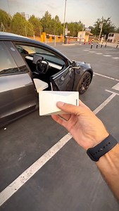 Tesla key hack😲😲😲 #tesla #usa #ev | YURA VIKA TESLA