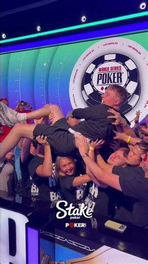 22yr old wins $6,000,000 in Vegas and does this 👇