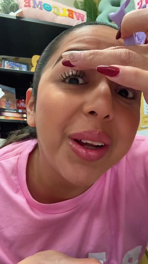 Girl that was fastest eyelash tutorial and glamorous 😍 😁#eyelashestutorial #eyelashmapping #eyelashes #magneticlashes #fyp