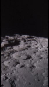 Si alguien quiere descargar la imagen, siéntase libre de usar cualquier medio. Los suscriptores la tendrán disponible en Full calidad. Luna en cuarto creciente El sábado 29 la Luna estaba en cuarto creciente, en alineación o conjunción con Saturno, lo que hizo que ambos se vieran muy cerca en el cielo. Subo dos versiones de la foto: • Una editada, con un fondo de estrellas. • Y la otra tal como se tomó, con el fondo original oscuro. #luna #benjatelescopio #astroturismo #astrofotografia | Benjami