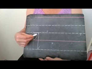 Victorian cursive lowercase 'q'