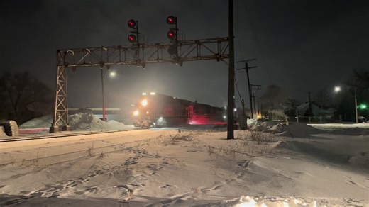 CSX L302 With Two SD40’s Trailing! #trains #railfanning #csx #railroad #fyp