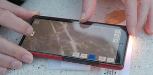 ミクロの世界をスマホで手軽に。100倍以上の顕微鏡撮影ができるお手軽レンズキット｢microHunter｣を使ってみた