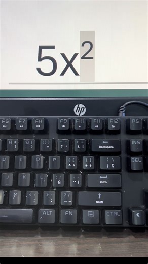 Aprende cómo poner subíndice y superíndice en Word usando el teclado. En este video te enseño paso a paso los atajos de Microsoft Word para escribir más rápido fórmulas, potencias y expresiones como x² o H₂O sin perder tiempo buscando opciones en el menú. Atajos que verás en el video: Ctrl Shift = para superíndice Ctrl = para subíndice También te muestro cómo activar y quitar estas funciones fácilmente. Ideal para estudiantes, profesores y cualquier persona que quiera aprender a usar Word mejor.