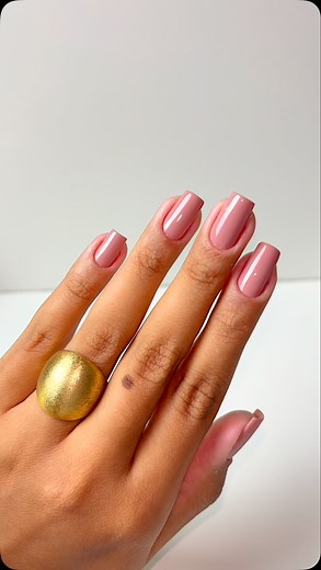 Thayane Pinheiro on Instagram: "Clássico e lindo ❤️ Produtos que você encontra no mercado livre ⬇️ Esmalte Chic Bege ID: THYAN7-BNS3 Top Coat - Colorama ID: THYAN7-GJPH Palito Tramontina ID: THYAN7-GAQD Para encontrar os produtos é só digitar o ID no buscador do app do mercado livre. @mercadolivremoda ❤️ #OMelhorDaBeleza #TemModaNoMercadoLivre"