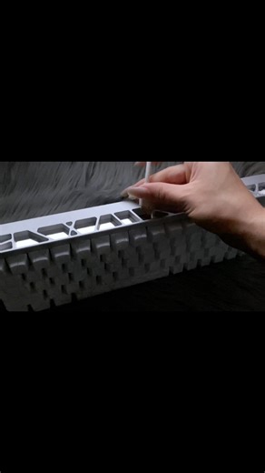 Zornher on Instagram: "The stage is set, and this white keyboard is the main act!😎🎨🤍🎮 #fyp #foryoupage #mechanicalkeyboard #customkeyboard #keyboard #typ #foryourpage #cool #asmr #zornher #act #stage #trend"