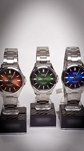 CHỌN MTS-RS100D CHO NĂM MỚI – ĐƠN GIẢN, CHUẨN GU✨ MTS-RS100D là lựa chọn tinh tế cho những ai yêu phong cách trẻ trung nhưng chỉn chu ngày Tết. Thiết kế analog tối giản, dễ đọc, dễ dàng kết hợp outfit đời thường lịch lãm lẫn sang trọng cho những cuộc gặp đầu năm đến những buổi gặp gỡ thân quen. Hệ thống sạc năng lượng mặt trời giúp thời gian luôn chính xác, trong khi kính sapphire chống xước giữ mặt đồng hồ luôn sáng rõ. Chống nước 50m đủ bền bỉ cho nhịp sống hằng ngày. 👉 Chọn MTS-RS100D để diệ